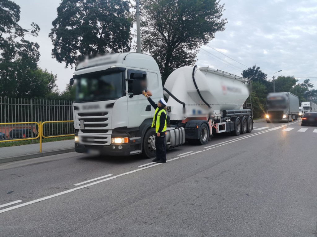 Policja zatrzymała trzech kierowców pod wpływem alkoholu [FOTO]