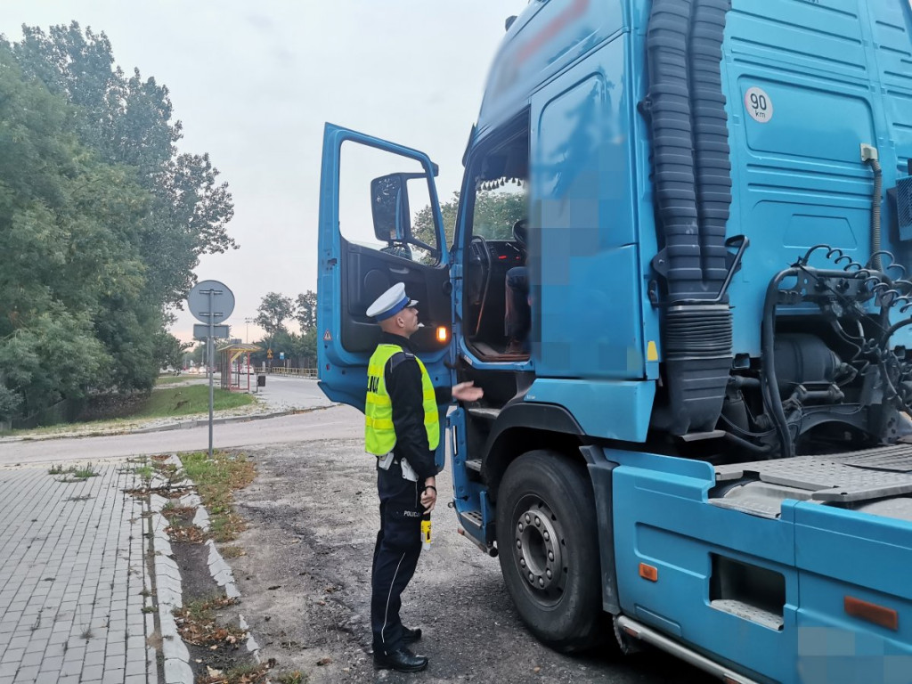 Policja zatrzymała trzech kierowców pod wpływem alkoholu [FOTO]