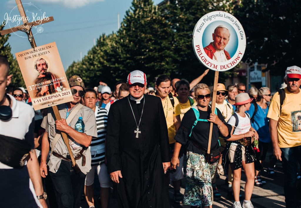 Pielgrzymi dotarli na Jasną Górę [FOTO]