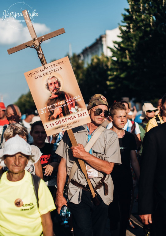 Pielgrzymi dotarli na Jasną Górę [FOTO]