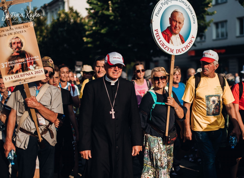 Pielgrzymi dotarli na Jasną Górę [FOTO]