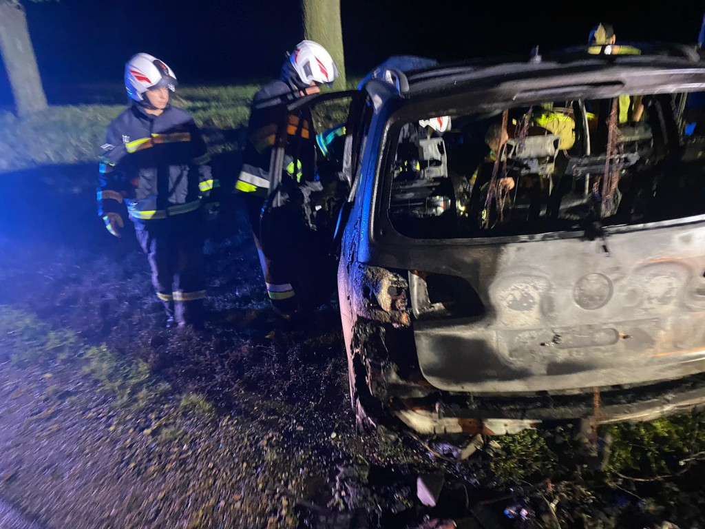 Dk 63: Pożar samochodu osobowego [FOTO]