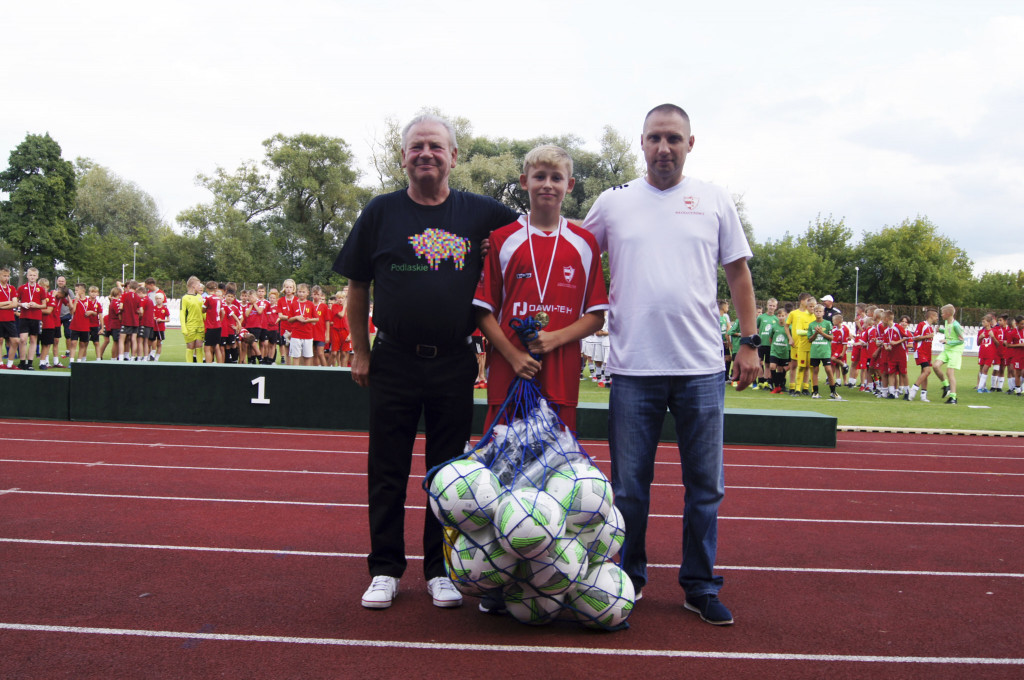 Football Cup Łomża 2021 - czyli rodzice kibice w akcji!  [VIDEO i FOTO]