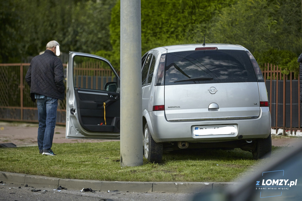Kraksa na Szosie Zambrowskiej [FOTO]