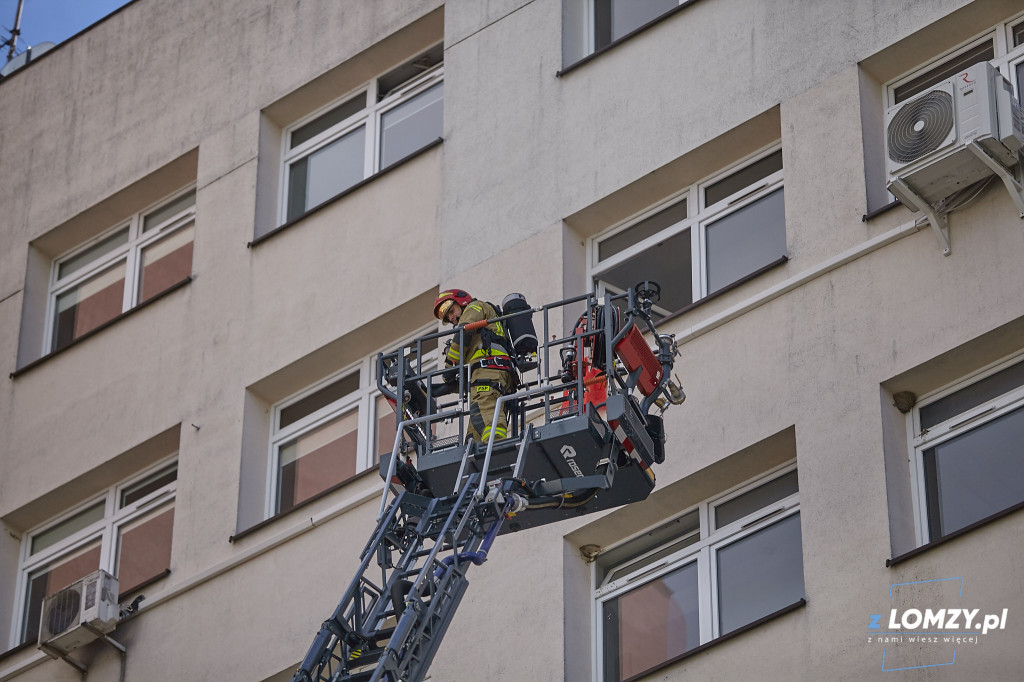 Ewakuacja i nowa drabina podczas 