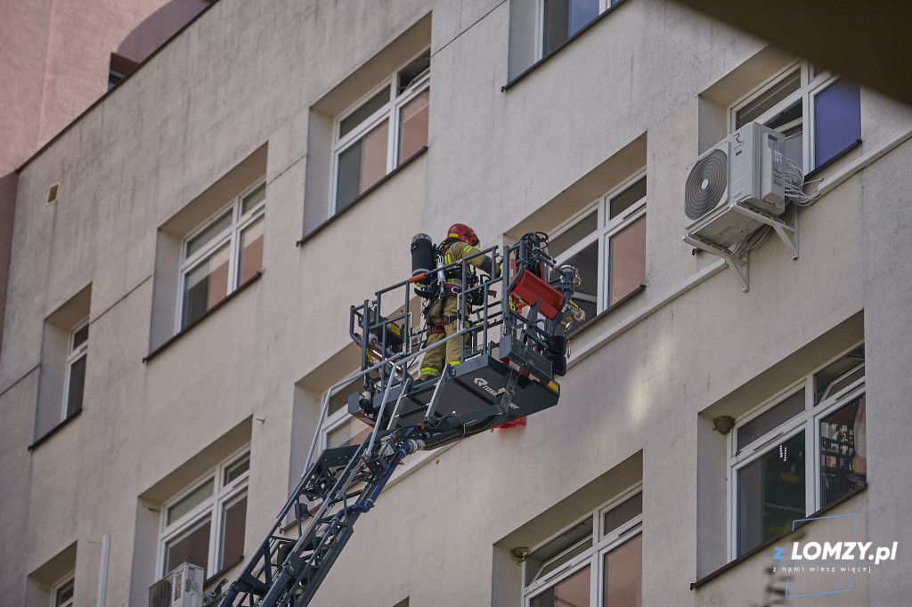 Ewakuacja i nowa drabina podczas 