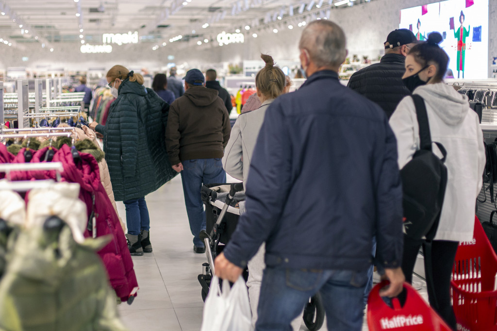 Od wczoraj w Łomży można robić zakupy w HalfPrice