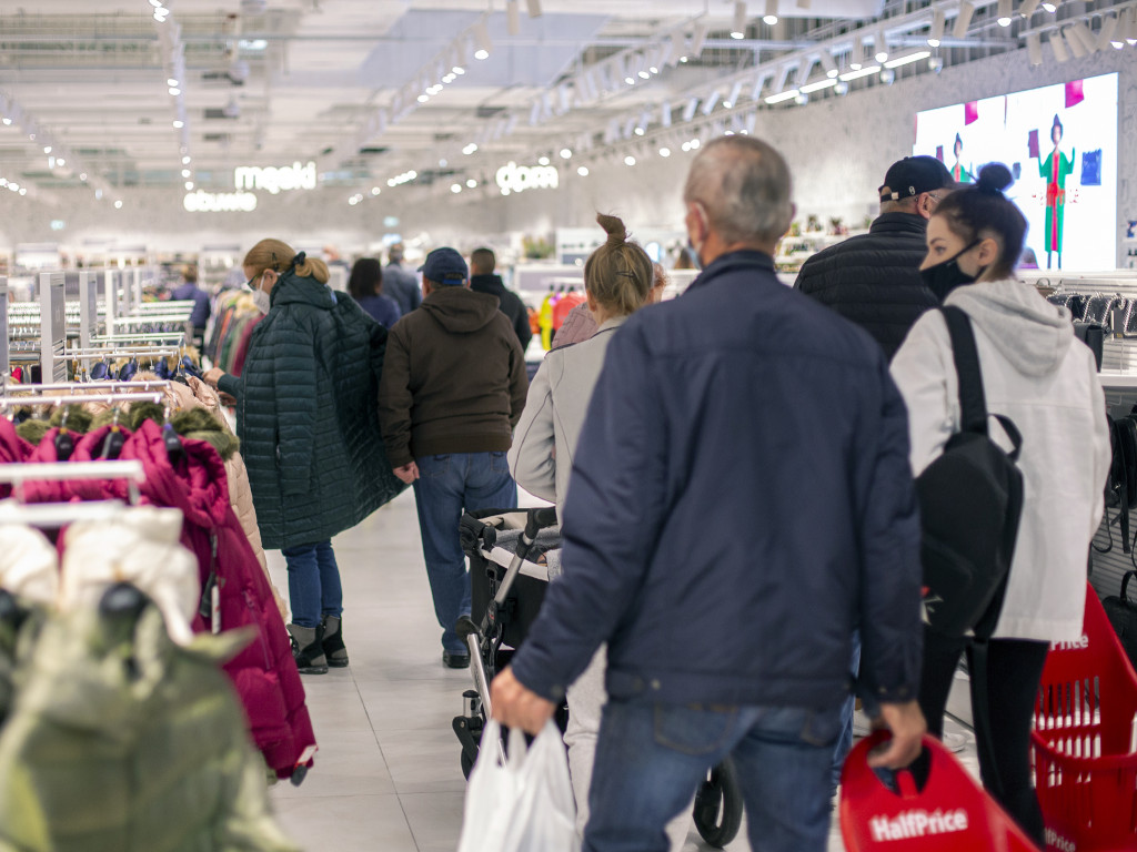 Od wczoraj w Łomży można robić zakupy w HalfPrice