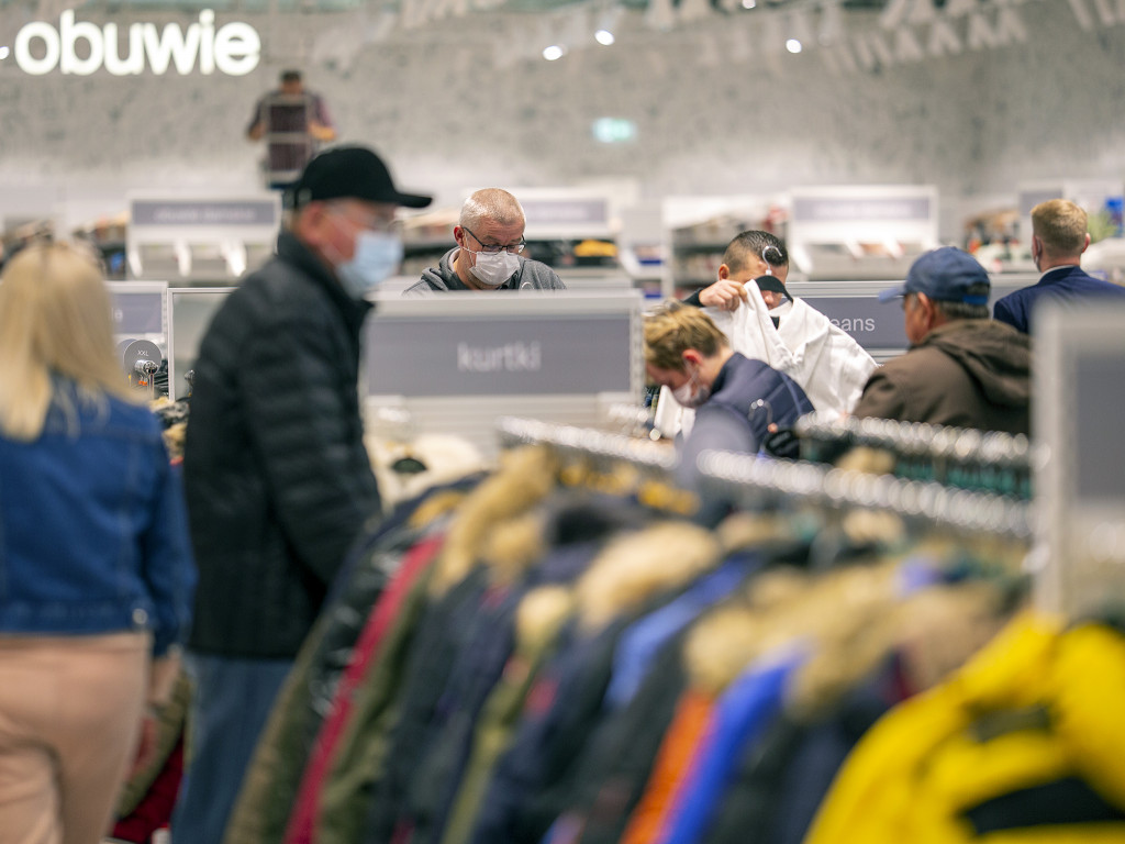 Od wczoraj w Łomży można robić zakupy w HalfPrice