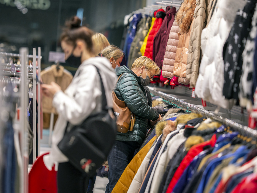 Od wczoraj w Łomży można robić zakupy w HalfPrice