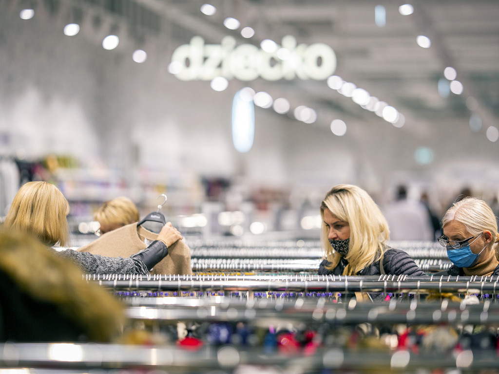 Od wczoraj w Łomży można robić zakupy w HalfPrice