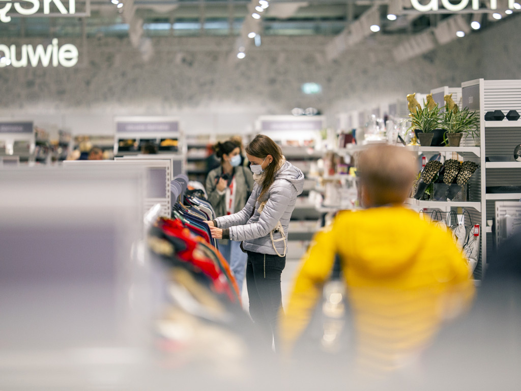 Od wczoraj w Łomży można robić zakupy w HalfPrice