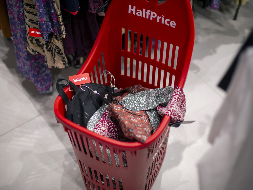 Od wczoraj w Łomży można robić zakupy w HalfPrice