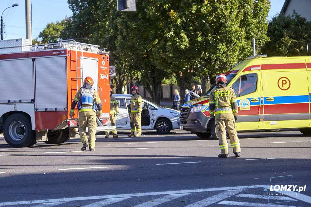 Jedna osoba w szpitalu po wypadku na Alei Legionów [FOTO]