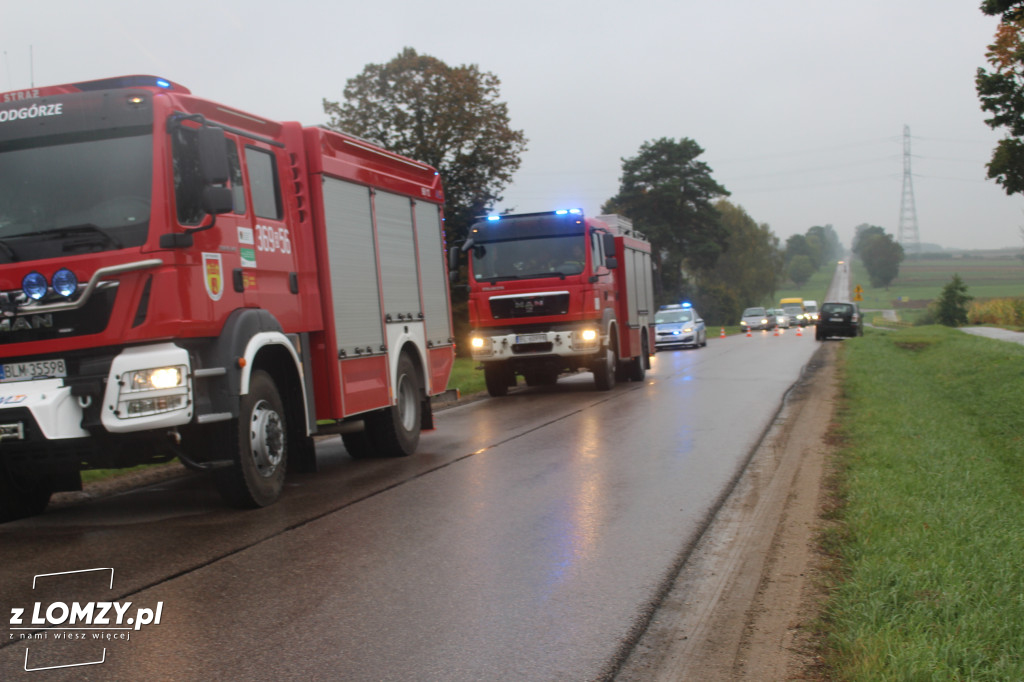 Wypadek koło Pniewa. Kobieta w ciąży w szpitalu [FOTO]