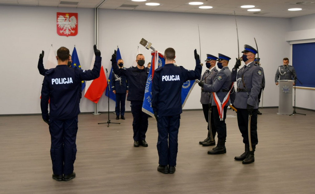Nowi policjanci w garnizonie podlaskim