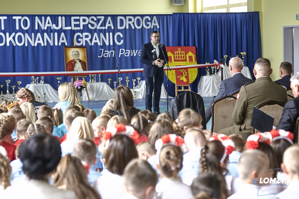 Otwarcie sali gimnastycznej w Jarnutach