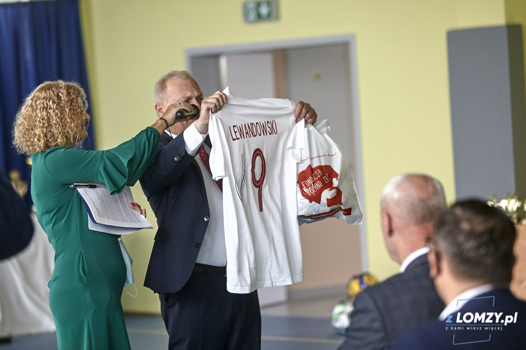 Otwarcie sali gimnastycznej w Jarnutach