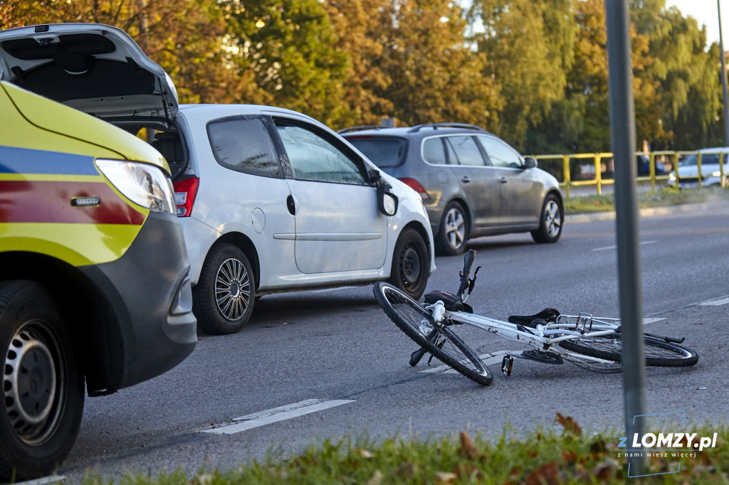 Potrącenie cyklistki na Piłsudskiego! [FOTO]