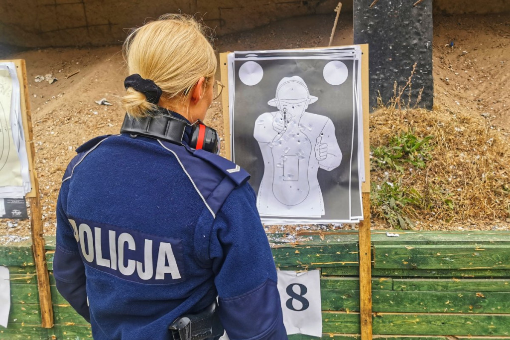 Jak wyglądają szkolenia strzeleckie policjantów? [FOTO]