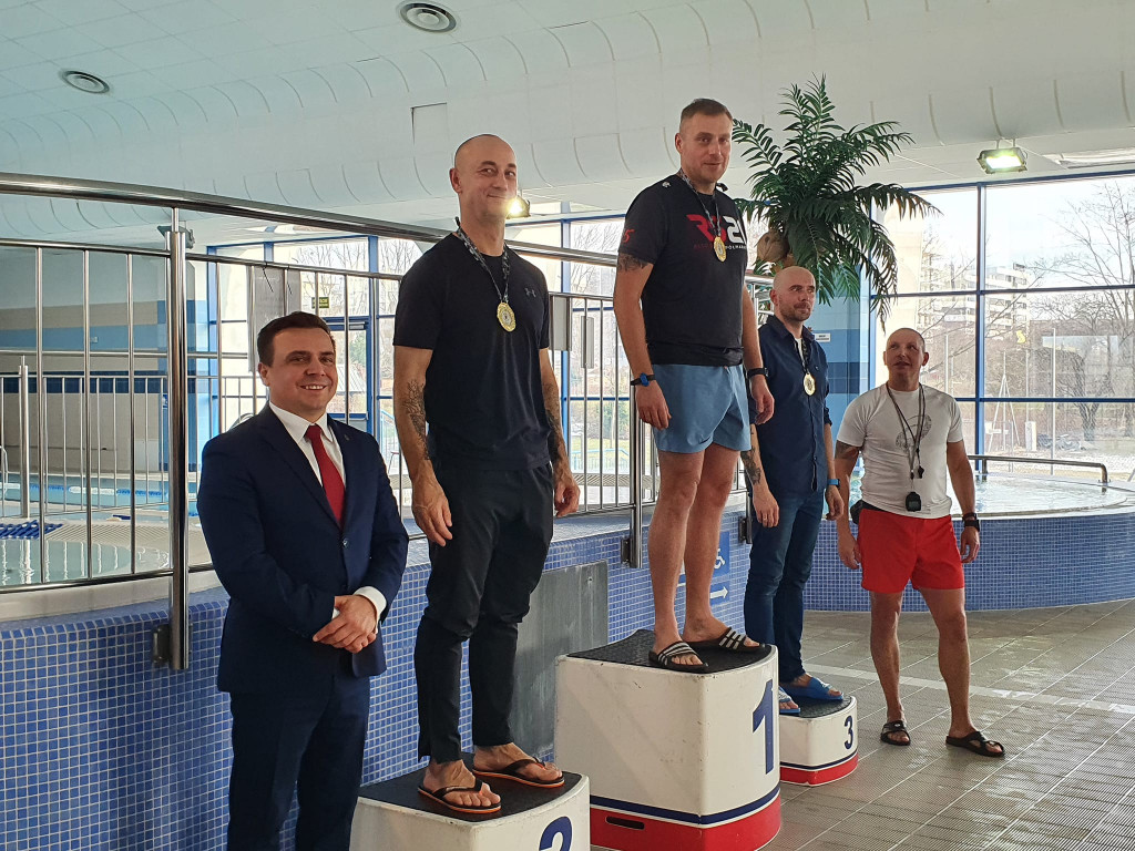 Łomżyńscy terytorialsi pokazali, że potrafią pływać [FOTO]