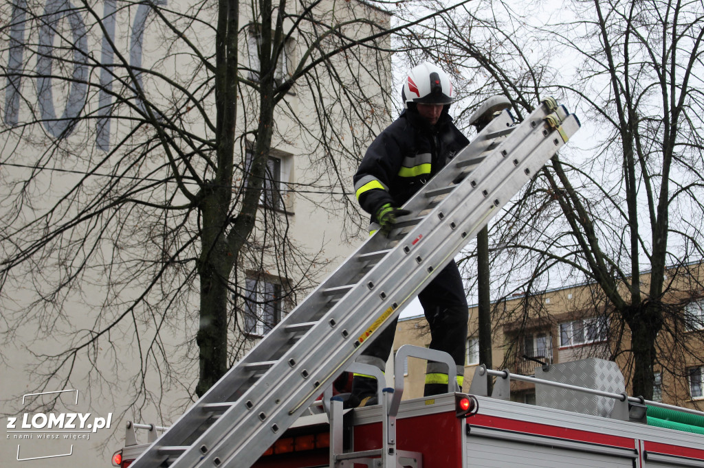 Kolejne skutki wichury! Zerwany dach żłobka [FOTO]