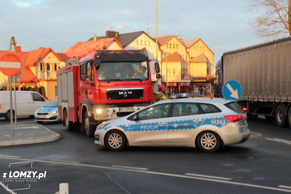 Zderzenie na Wojska Polskiego w Łomży.  Jedna osoba w szpitalu [FOTO]
