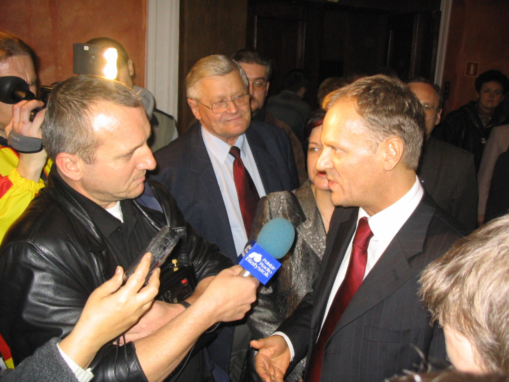 Po 17 latach Donald Tusk odwiedzi Łomżę. Jak do tego doszło?