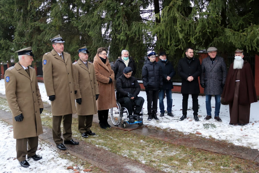  Kwiaty w miejscu straceń z okresu Powstania Styczniowego
