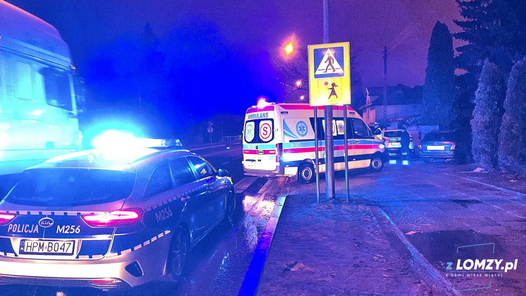Starszy mężczyzna potrącony na pasach