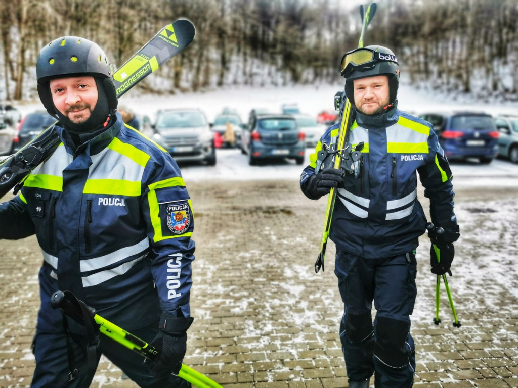 Policja na nartach! Cel jest jeden!