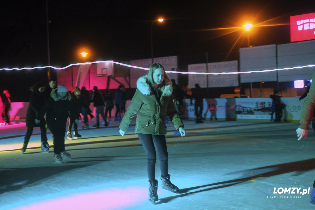 Disco Lodowisko na Walentynki w Łomży