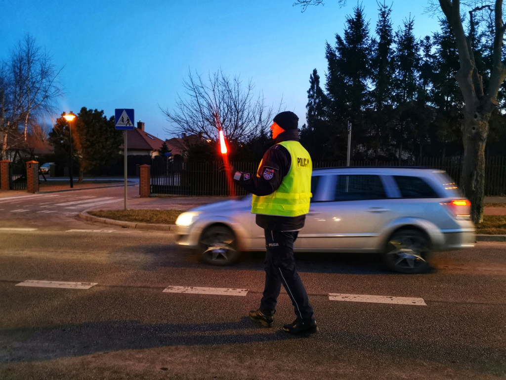 Kolejni piją i jadą!