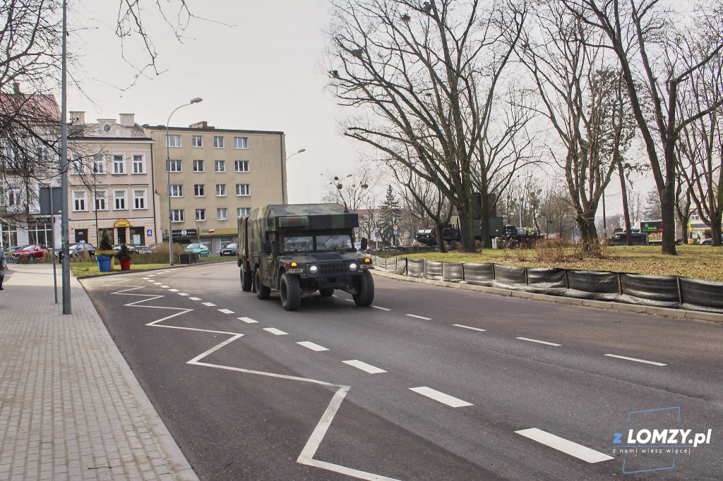 Amerykanie przejeżdzają przez Łomżę