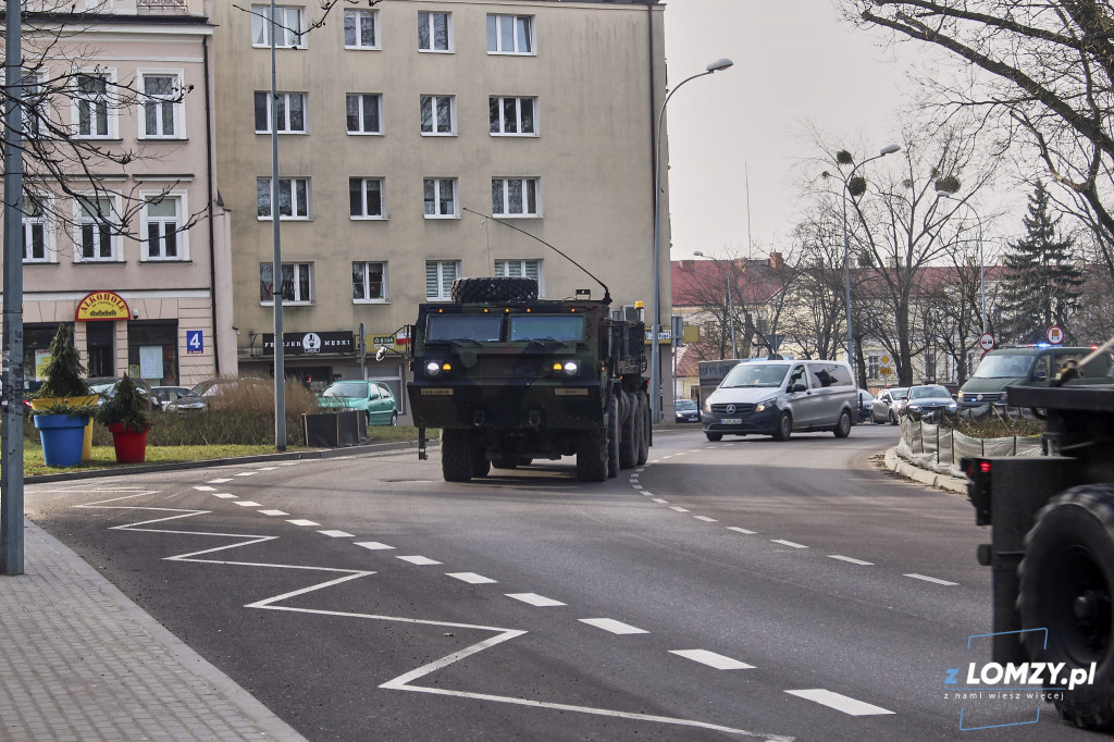 Amerykanie przejeżdzają przez Łomżę