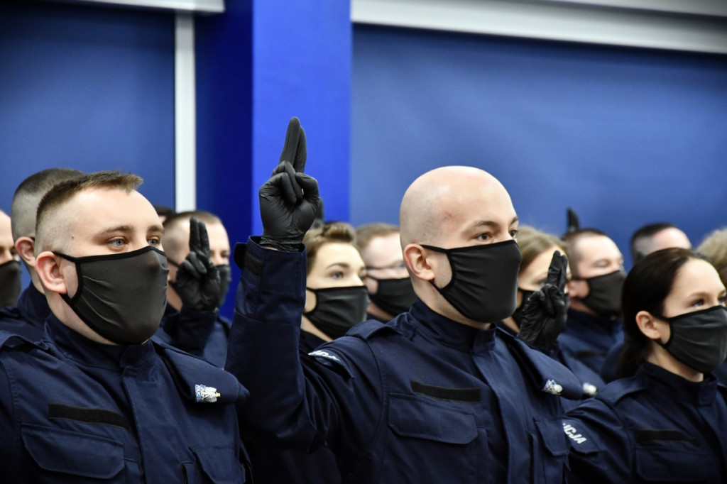 Zobacz nowych policjantów naszego garnizonu