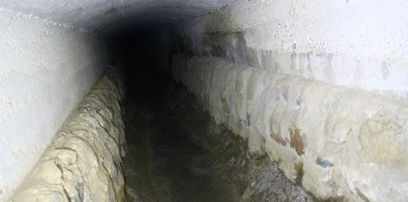 Schrony w Łomży, gdzie są? Jesteśmy bezpieczni? Co oznaczają syreny alarmowe? 