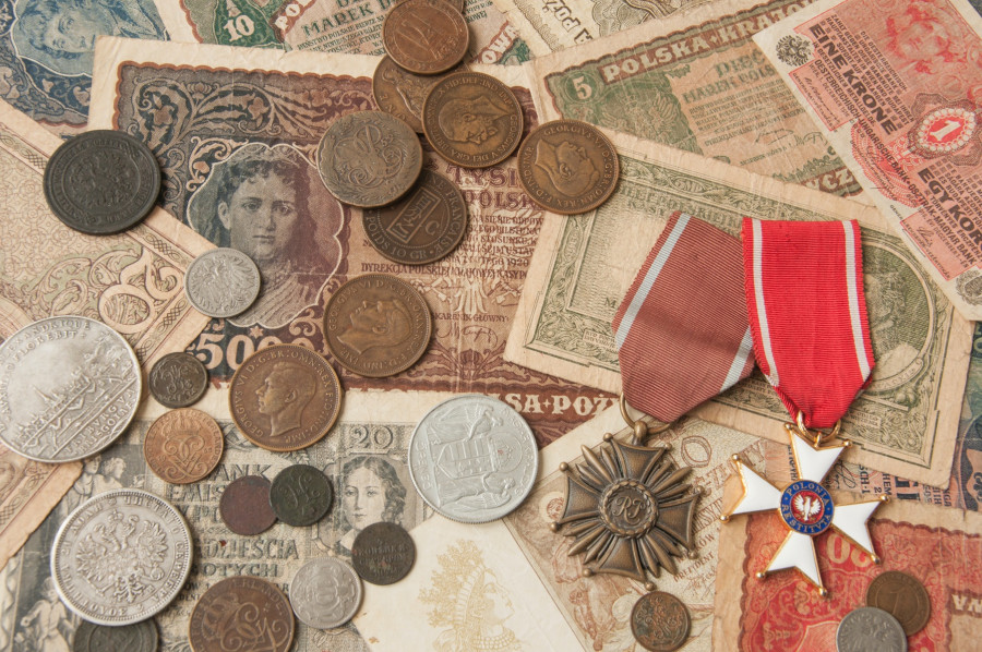 materiały partnera Monety obiegowe i banknoty jako źródło wiedzy o historii pieniądza