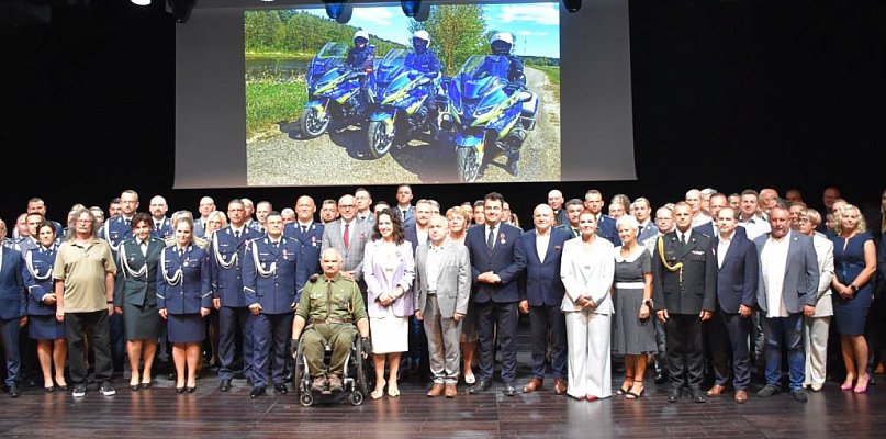 Obchody 105. rocznicy powstania Policji Państwowej w Łomży już za nami - 25771